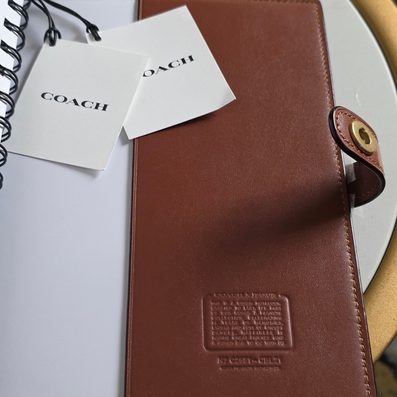 Coach **PEANUTS-BUNDLE DEAL** - Picture 5 of 13